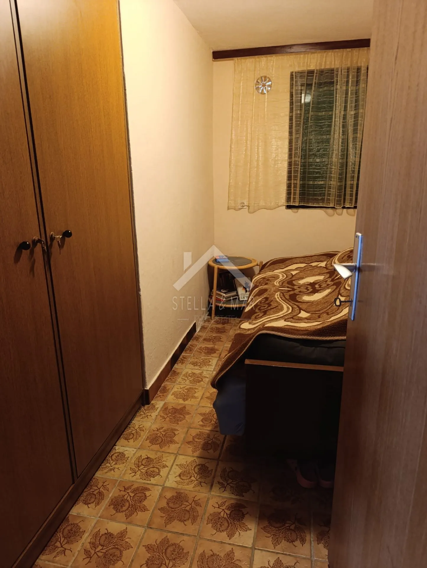kuća sa dva stana 240m do mora, pogled - vir - slika 30