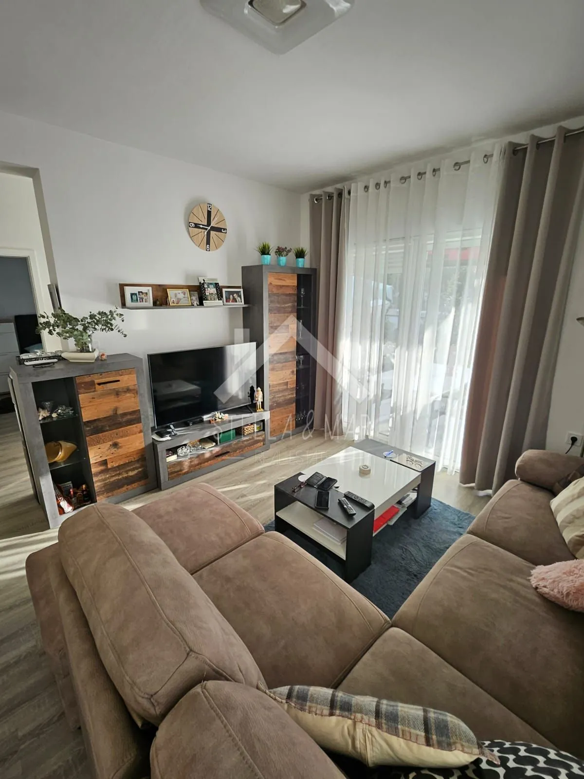 prizemlje kuće sa dva apartmana - vir - slika 6