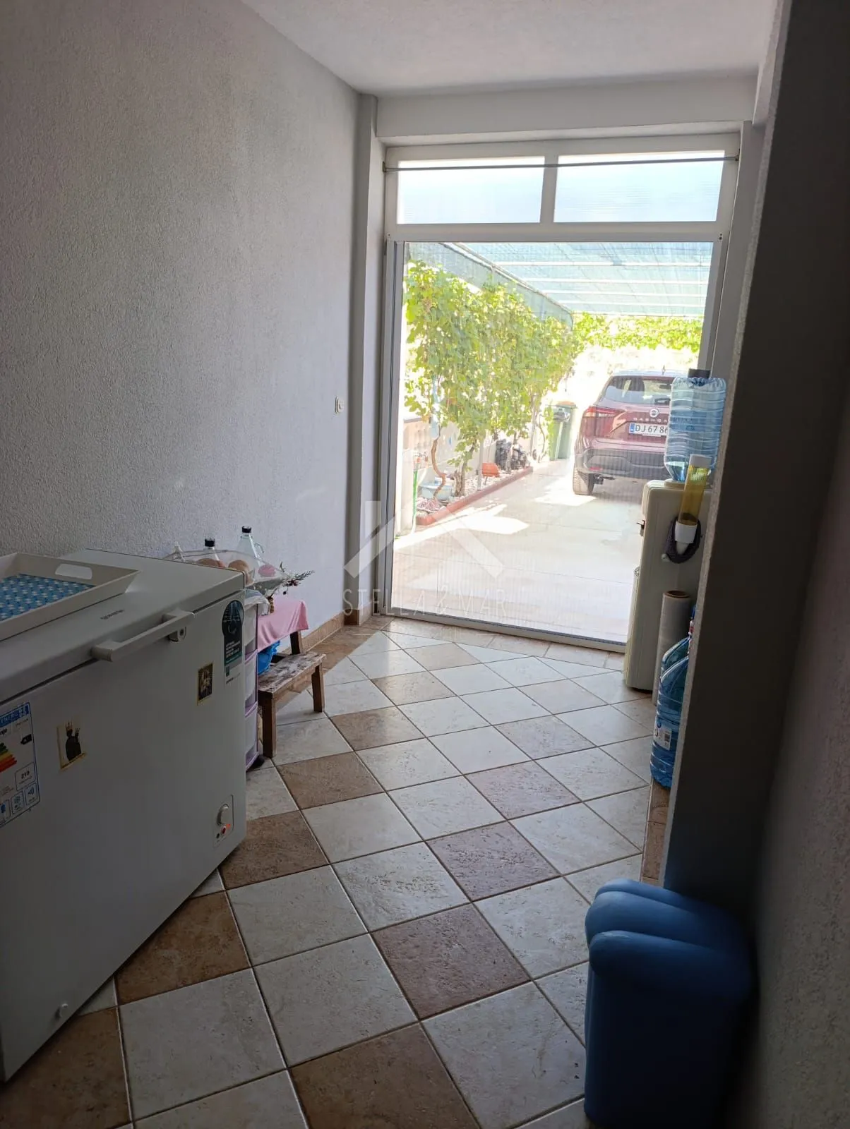 prekrasna kuća 90m od mora - vrsi - slika 6