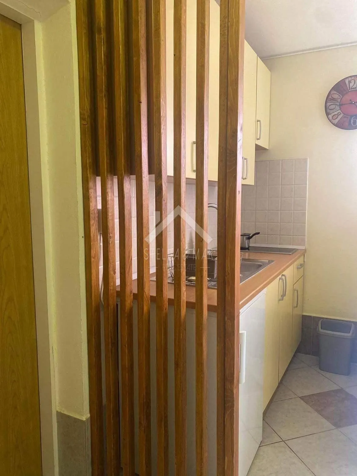 kuća sa 4 apartmana, neposredna blizina mora - vir - slika 48