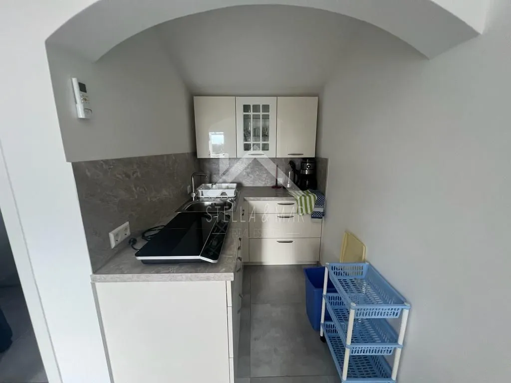 kuća sa 4 apartmana sa pogledom na more - vir - slika 50