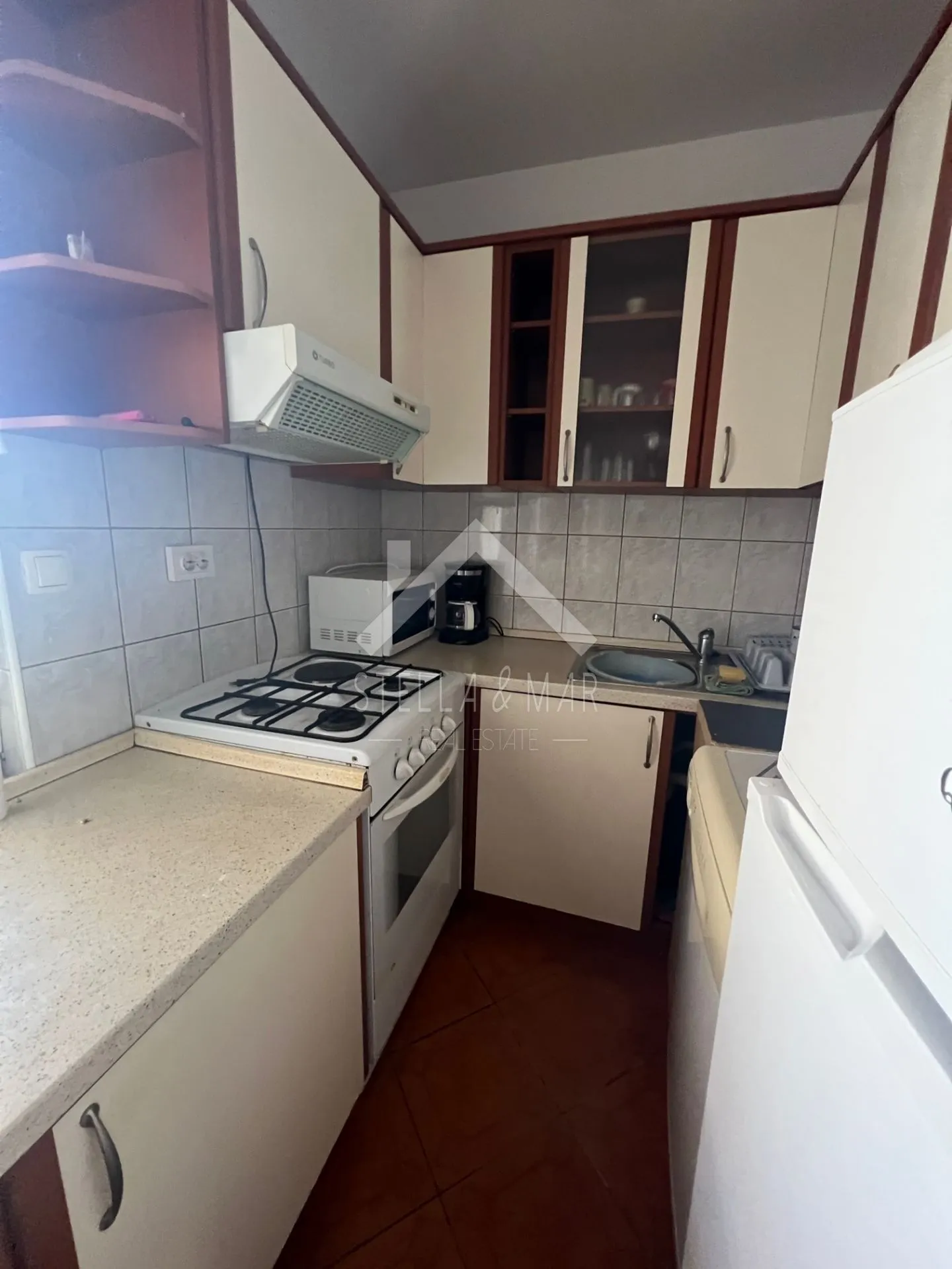 kuća sa 4 apartmana, 50 metara od mora - vir - slika 3