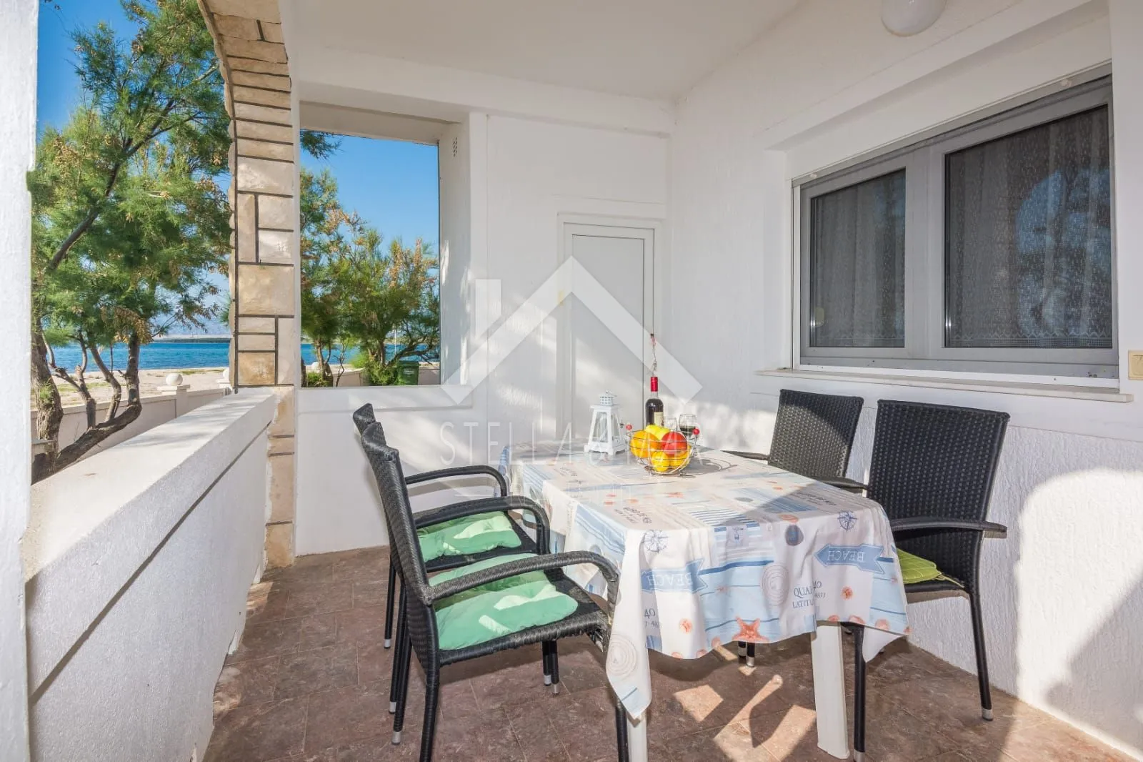 apartmanska kuća prvi red do mora - vir - slika 27
