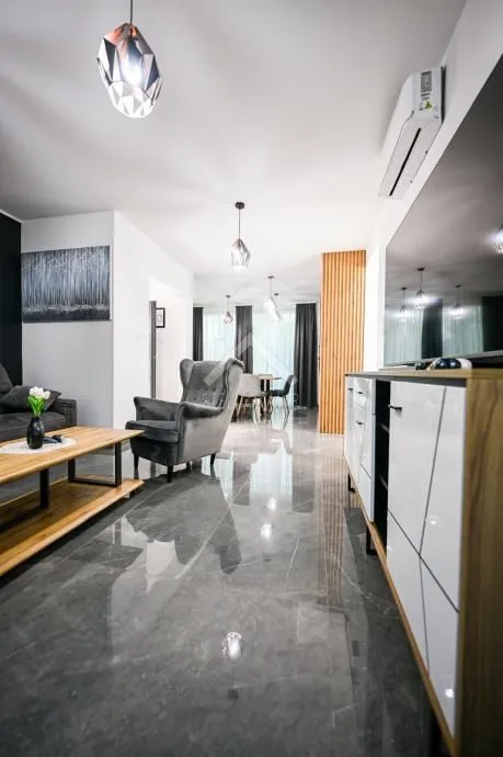 kuća sa bazenom, 4 spavaće sobe, pogled - privlaka, zadar - slika 8
