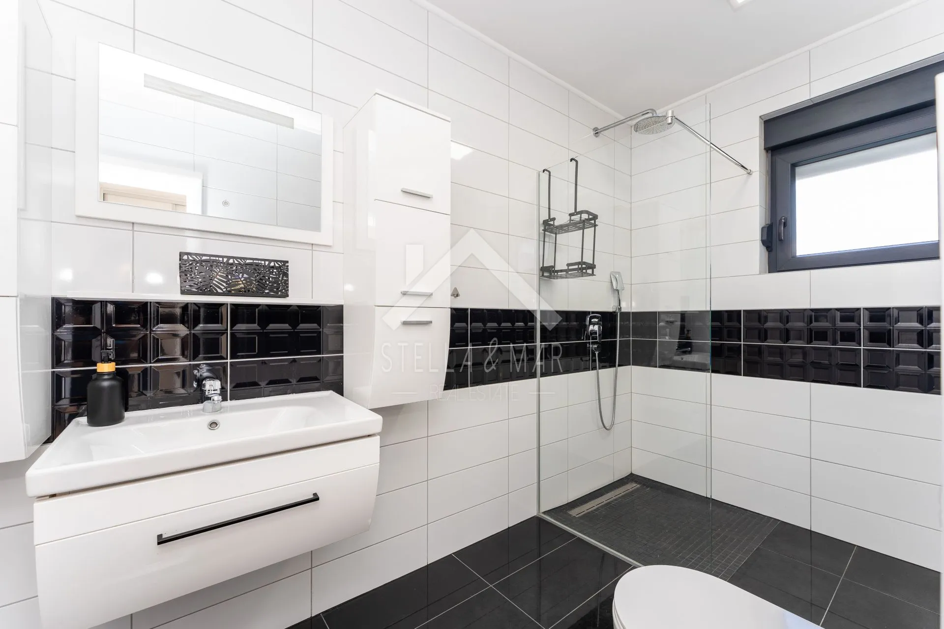prekrasna villa , prvi red do mora - privlaka - slika 53