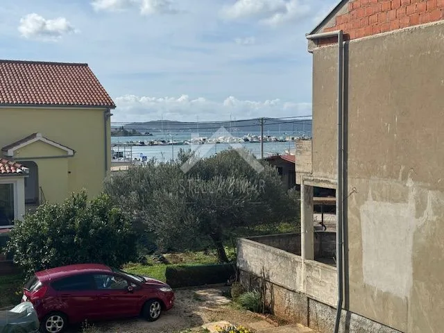 stara kamena kuća sukošan- blizina mora - slika 14