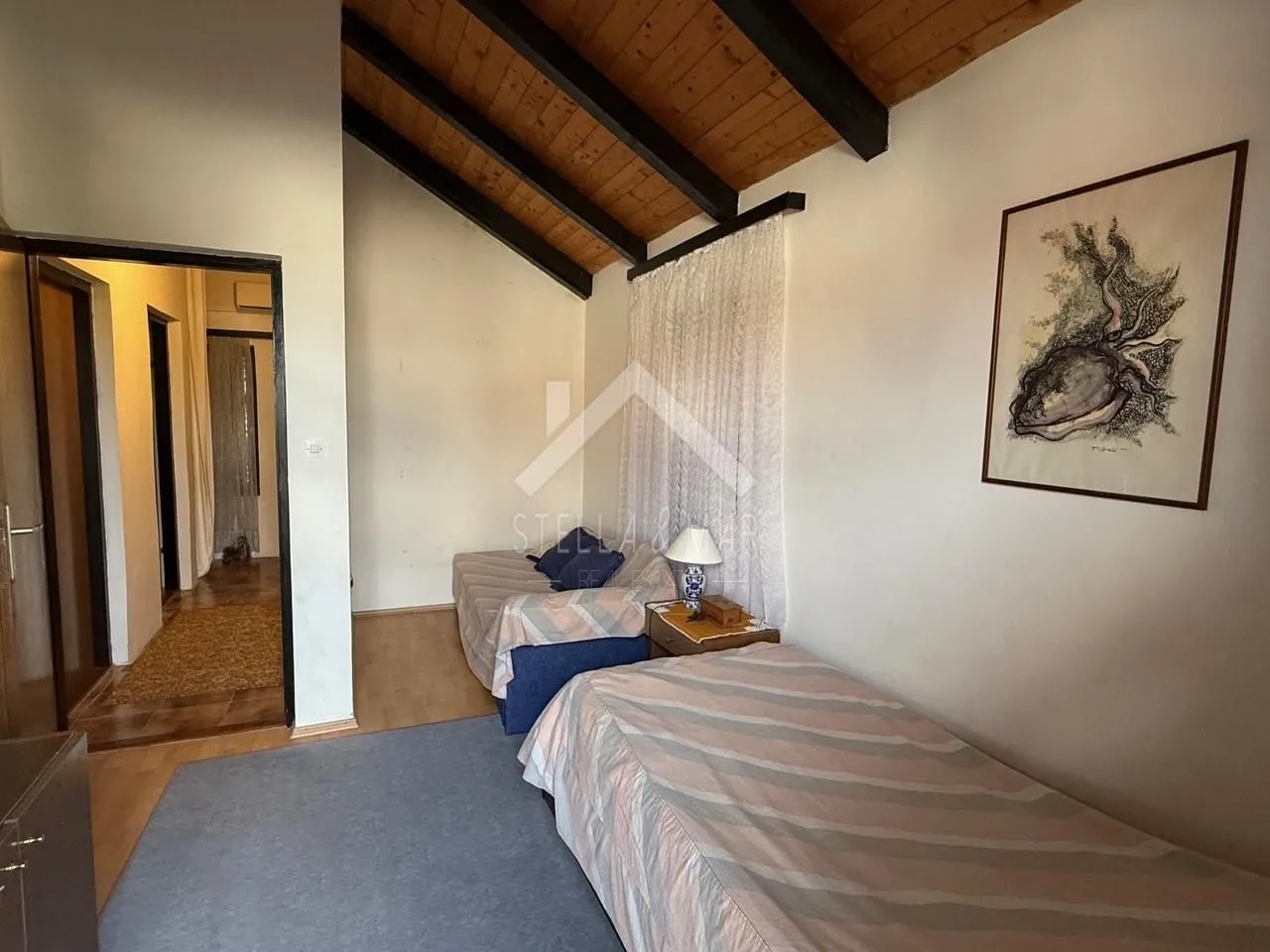 kuća sa dva apartmana drugi red od mora - vir - slika 21