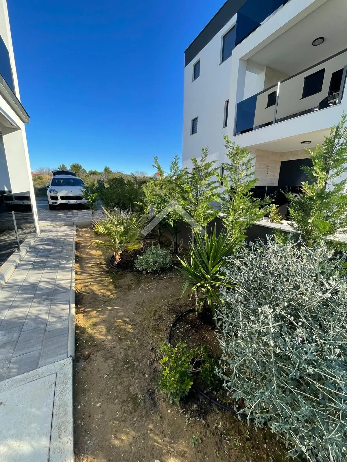 dvosobni apartman sa vrtom, novogradnja - privlaka - slika 4