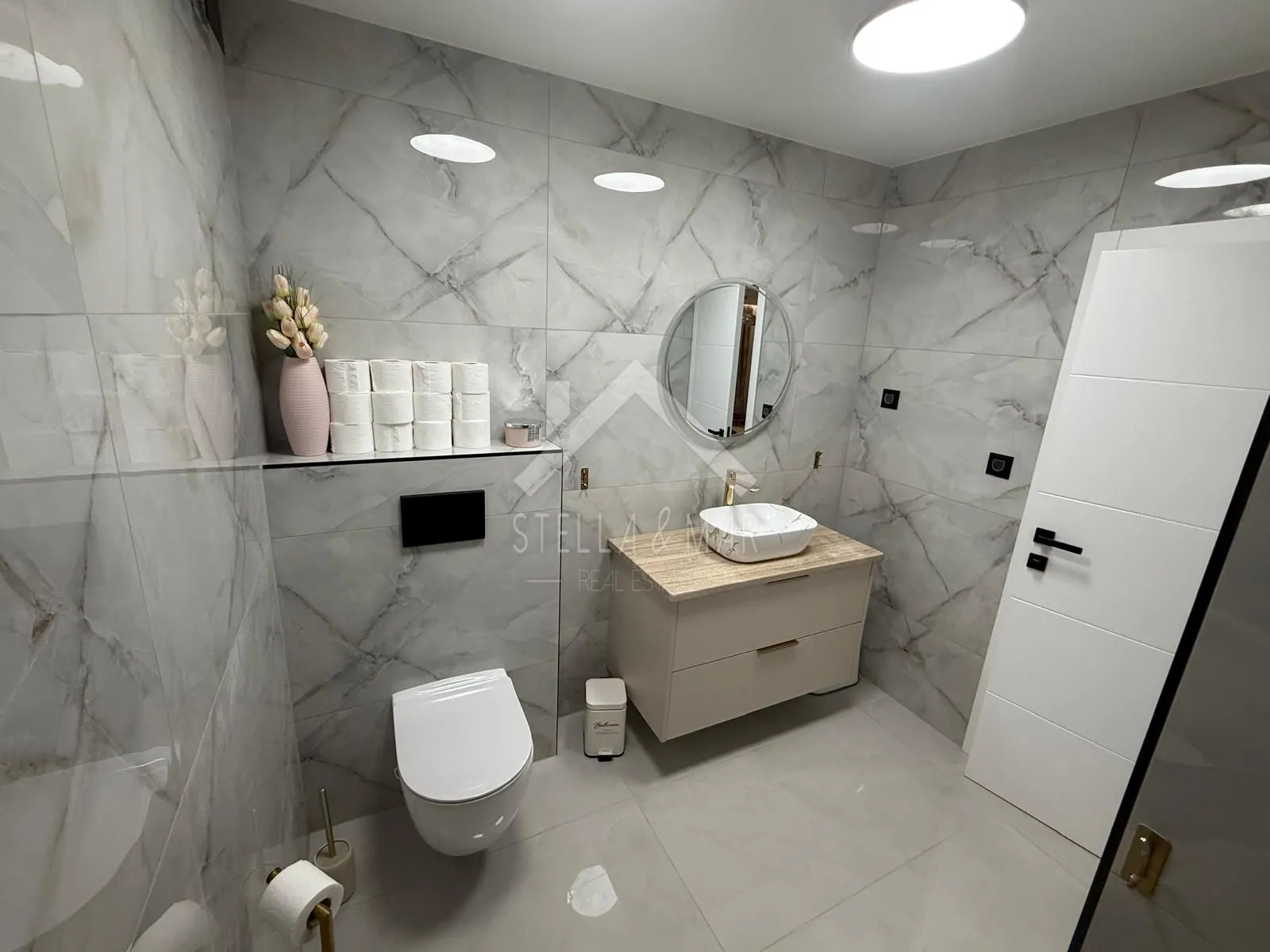 moderni dvosobni apartman sa bazenom - vir - slika 16