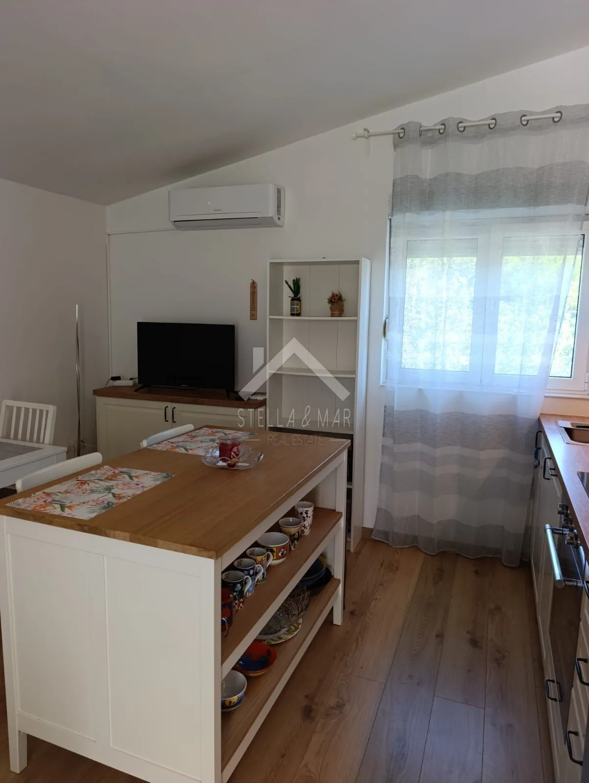 prizemnica + studio apartman i garaža, 50m od mora -vir - slika 6