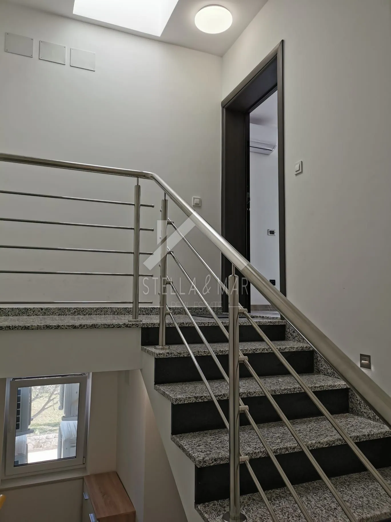 penthouse sa pogledom na more centar- vir - slika 30