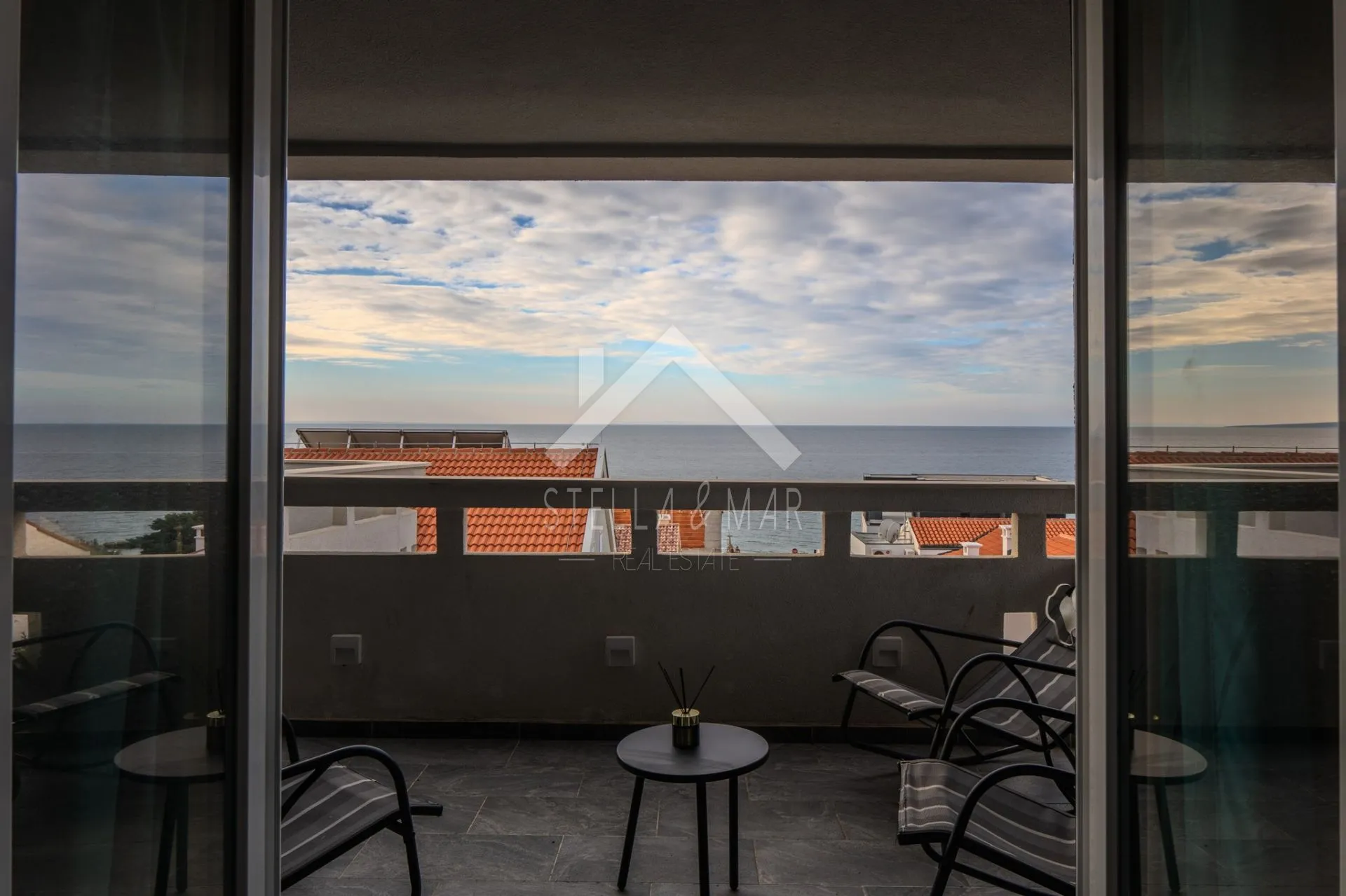 prekrasan apartman sa pogledom na more - novalja - slika 15