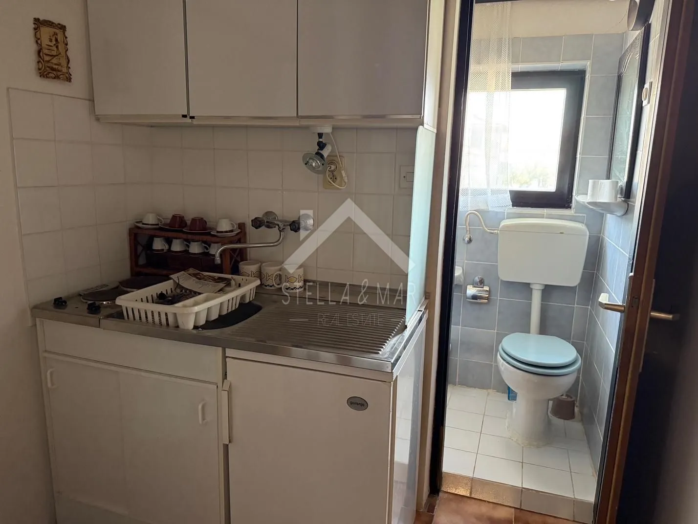 kuća sa dva apartmana drugi red od mora - vir - slika 14