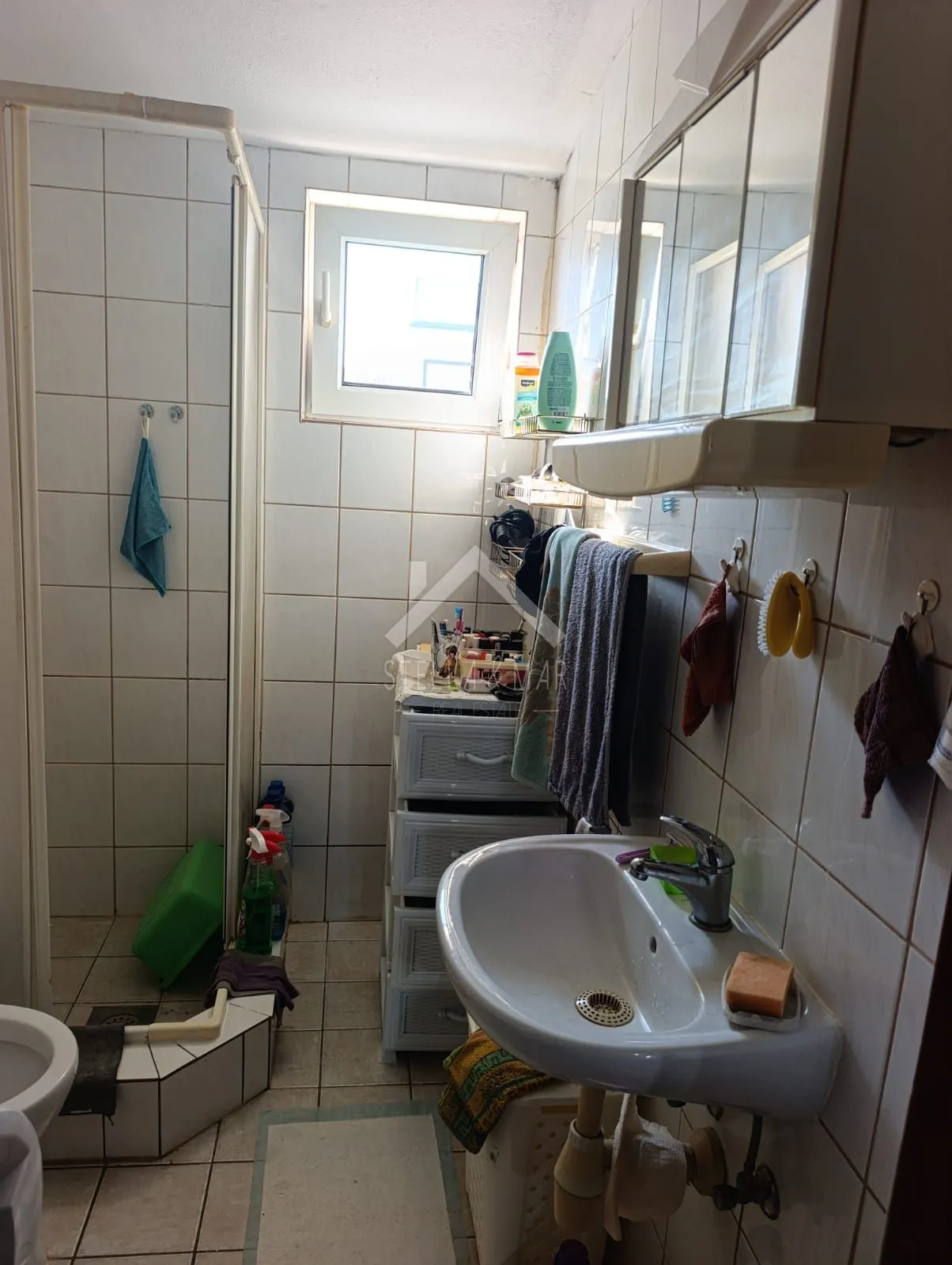 dvosobni apartman, 200m do mora - vir - slika 15