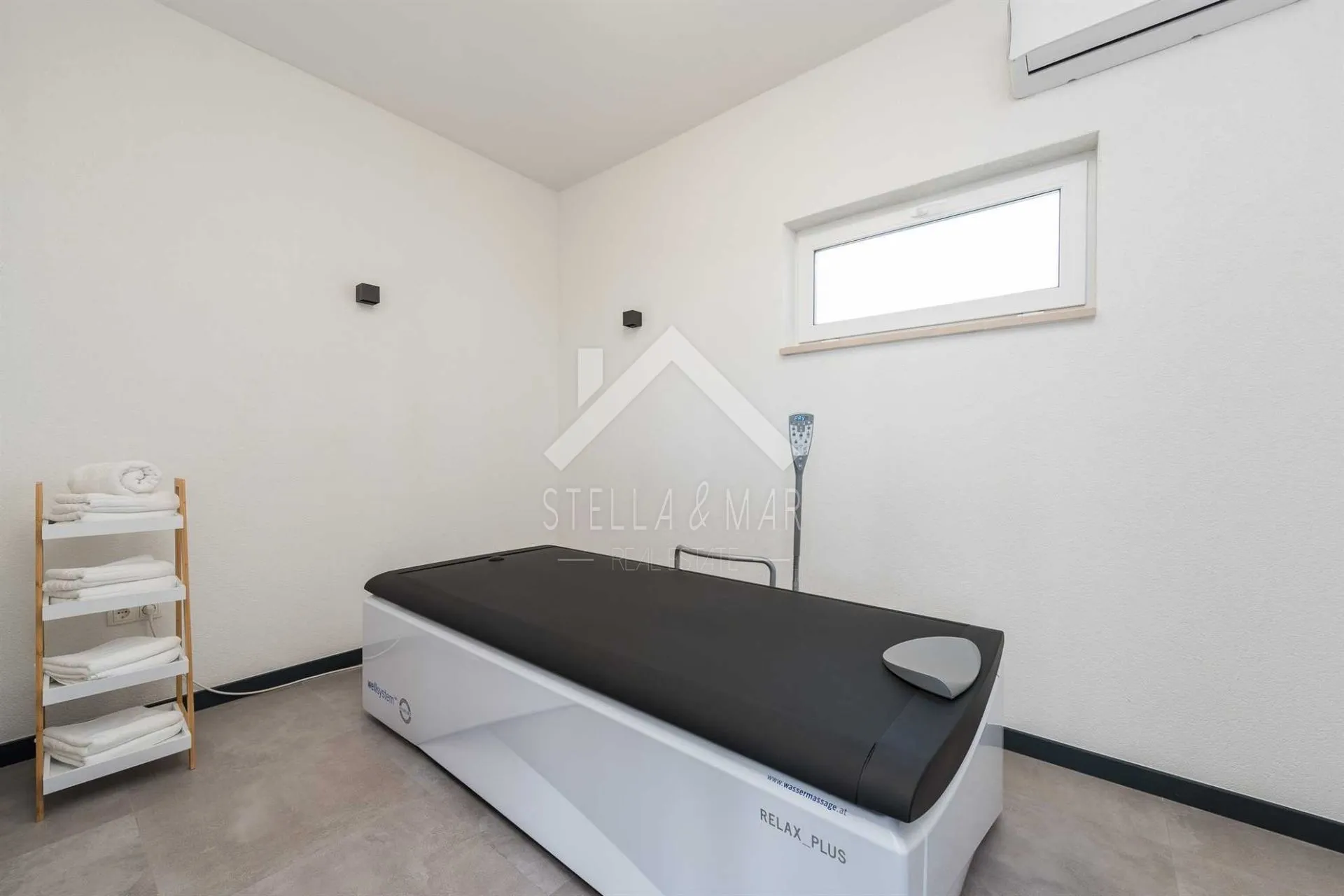 resort sa 8 villa sa bazenima i fitnes centrom - vir - slika 31