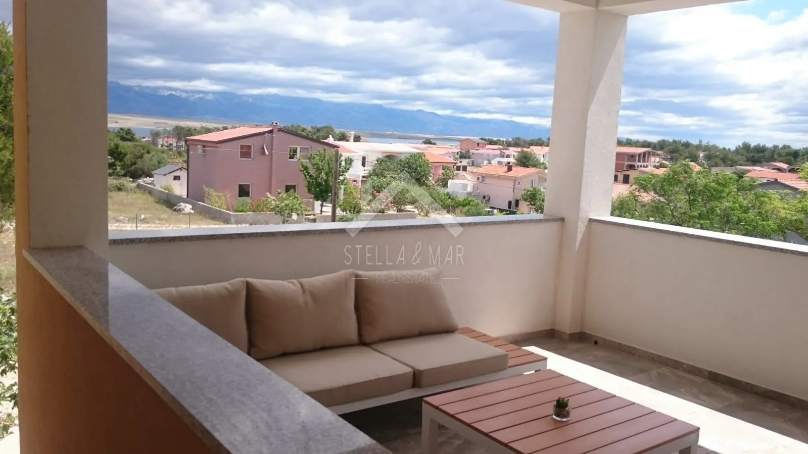 kuća sa tri stana, novogradnja - vir - slika 35