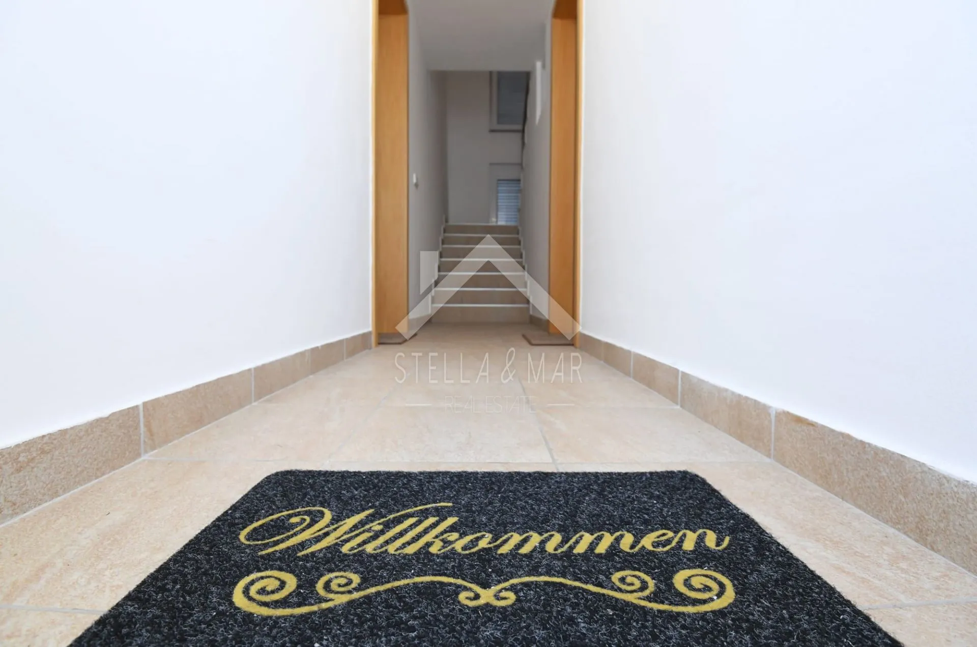 samostojeća kuća sa 5 apartmana - vir - slika 5