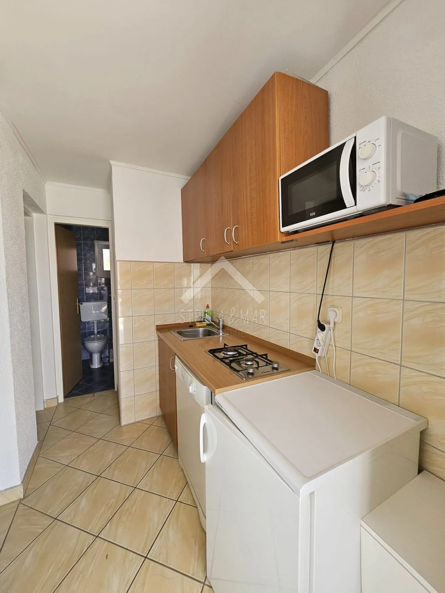 kuća sa 4 apartmana - vir - slika 5