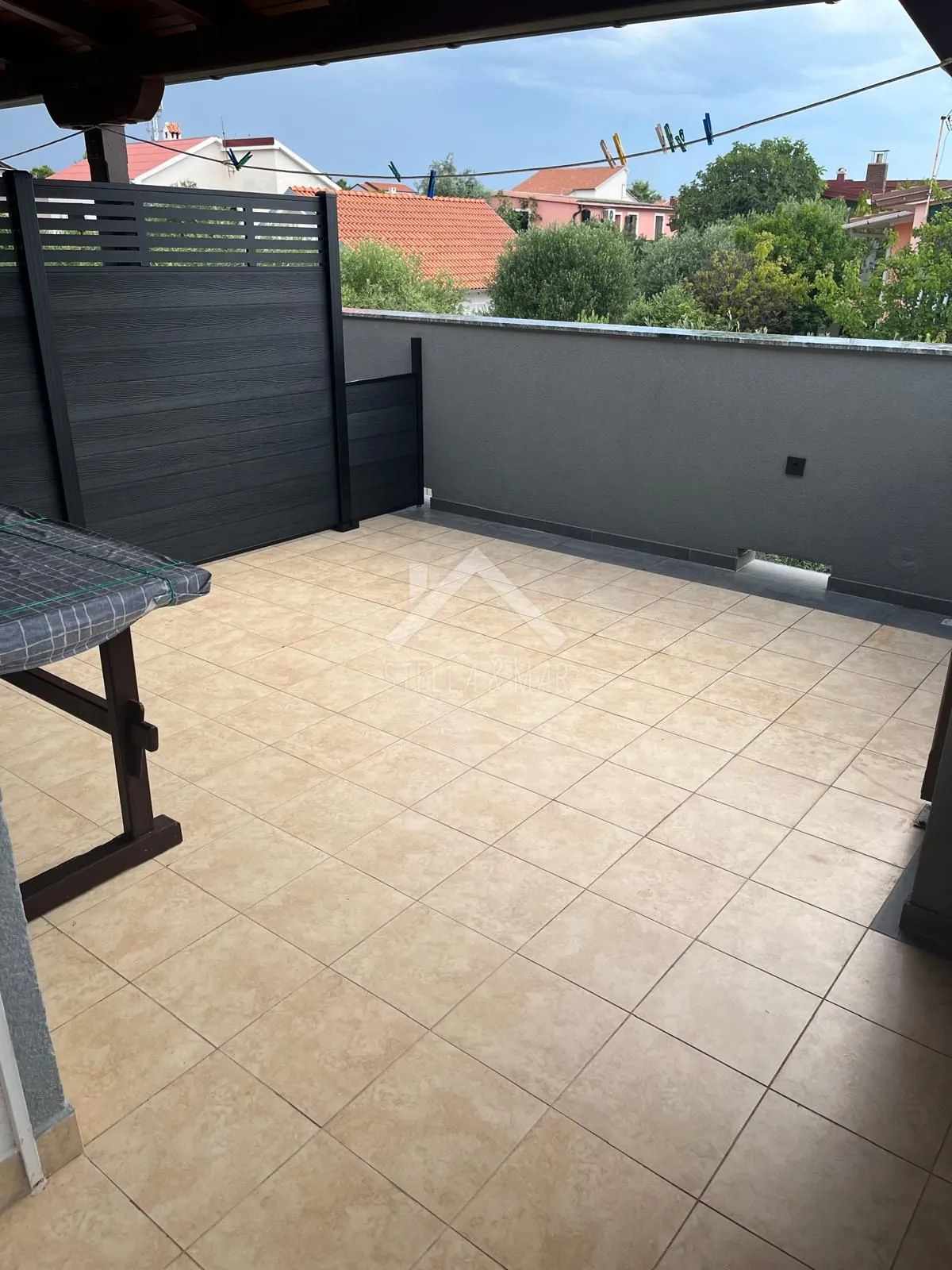 kuća sa 4 apartmana, južna strana - vir - slika 16