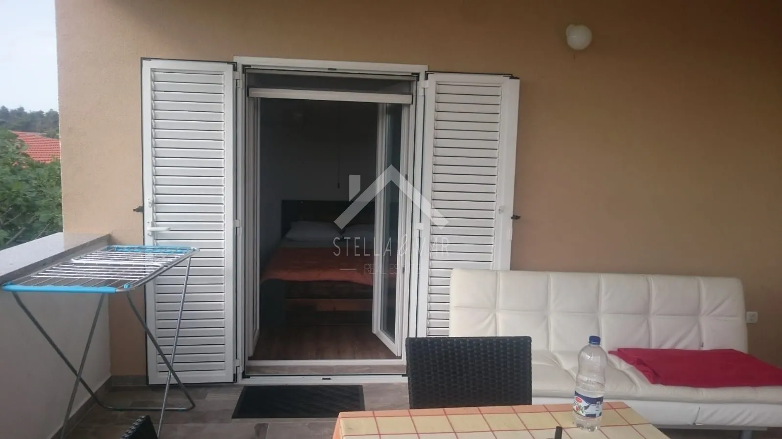 kuća sa tri stana, novogradnja - vir - slika 16
