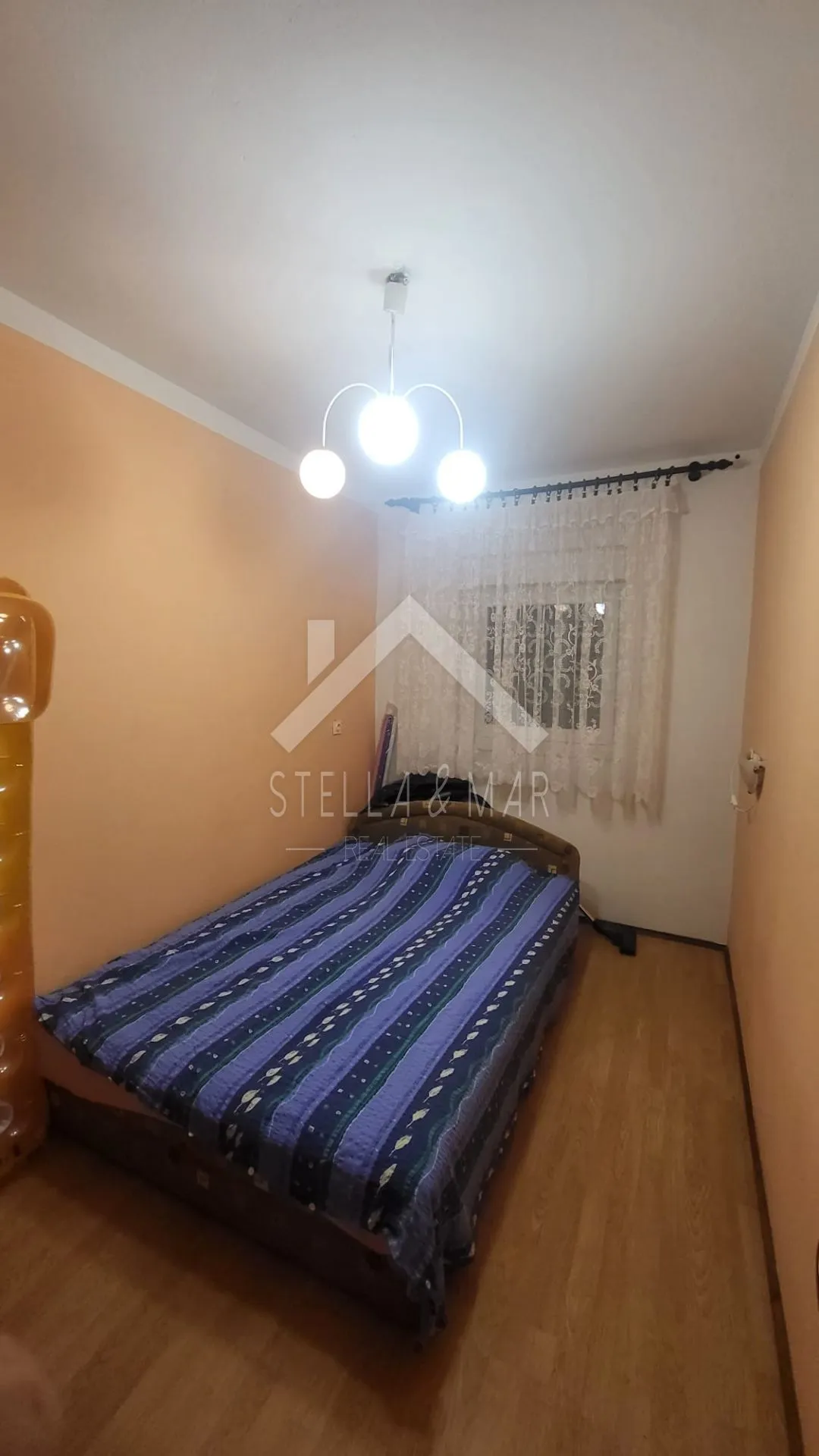 kuća sa 5 apartmana, 150m do mora - vir - slika 7
