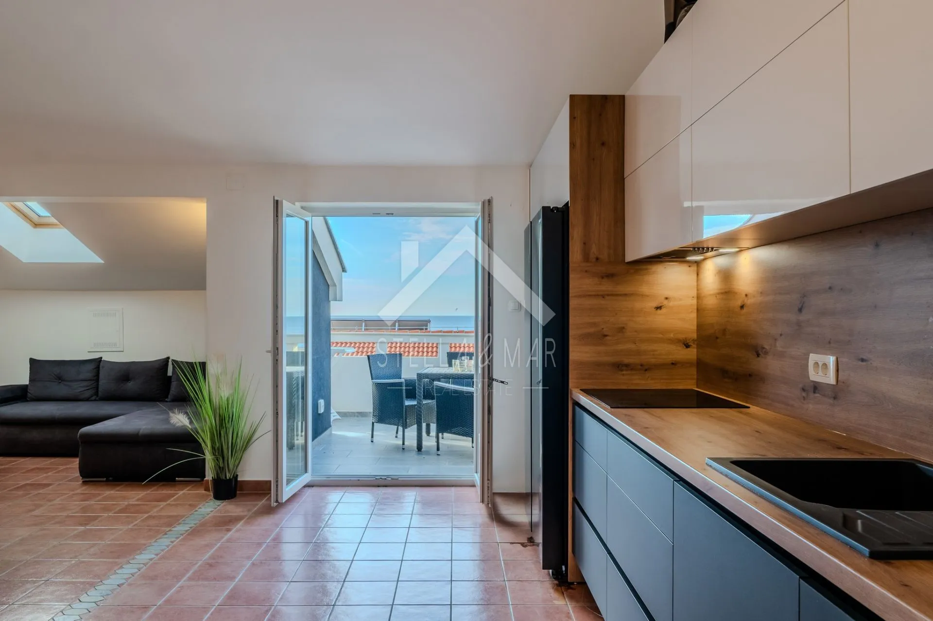 prekrasan apartman sa pogledom na more - novalja - slika 9