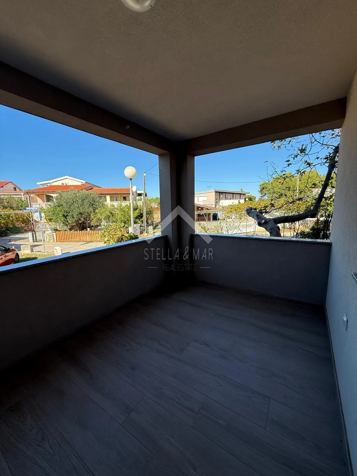 kuća sa 5 apartmana, miran predio - vir - slika 20