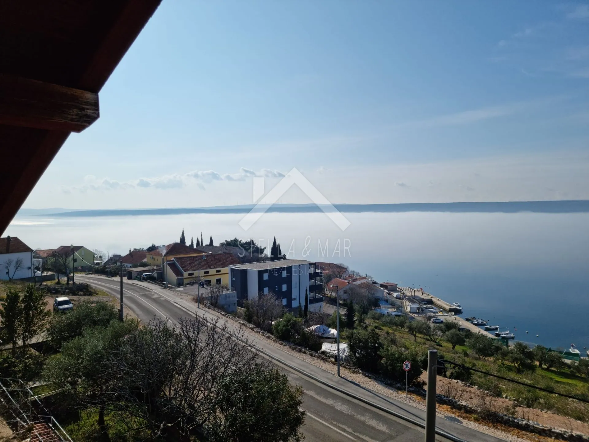 kuća sa prekrasnim pogledom na more - maslenica - slika 16