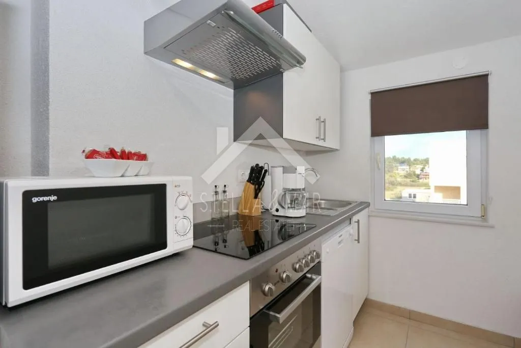 apartmanska kuća, novouređena, pogled na more - vir - slika 20
