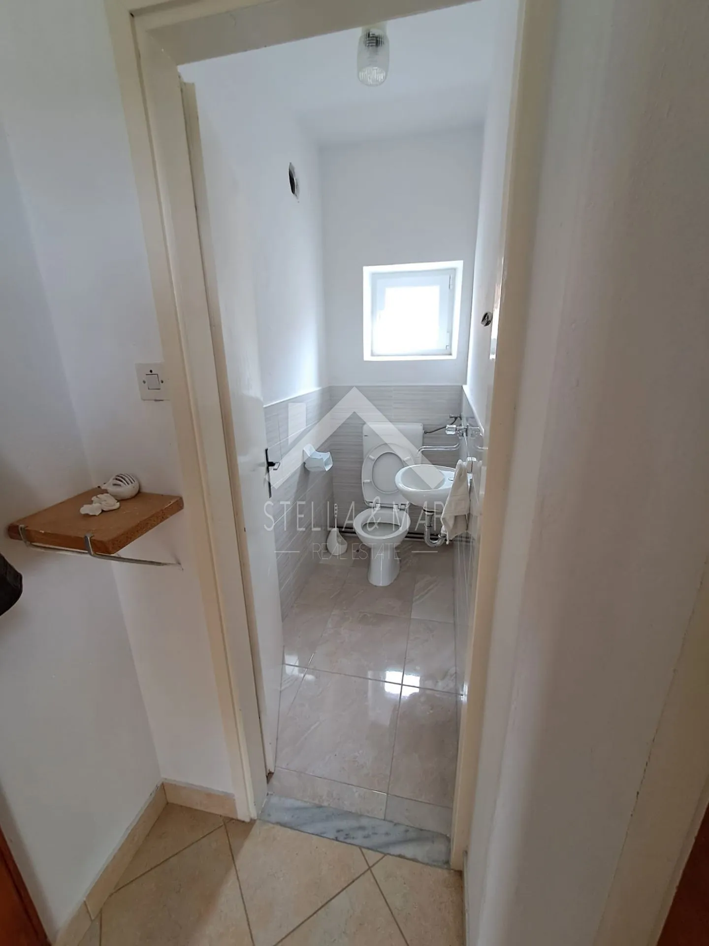 kuća sa prostranom okućnicom, centar - vrsi - slika 20