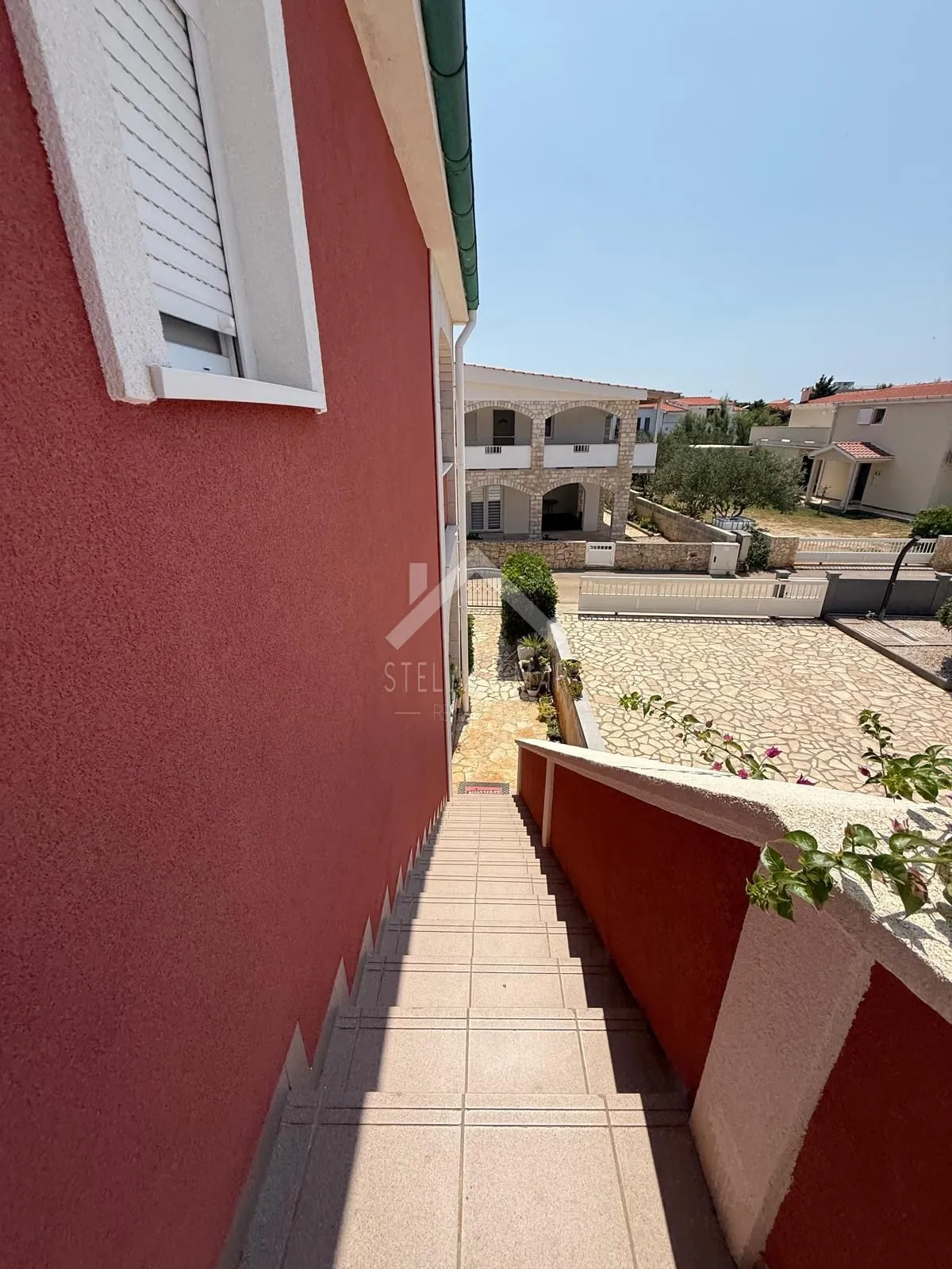 apartmanska kuća 20m do mora - vir - slika 19
