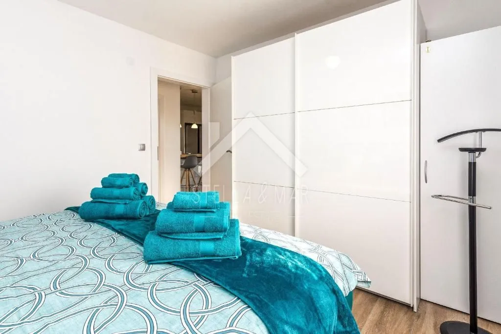 vila sa bazenom, dva apartmana - vir - slika 19