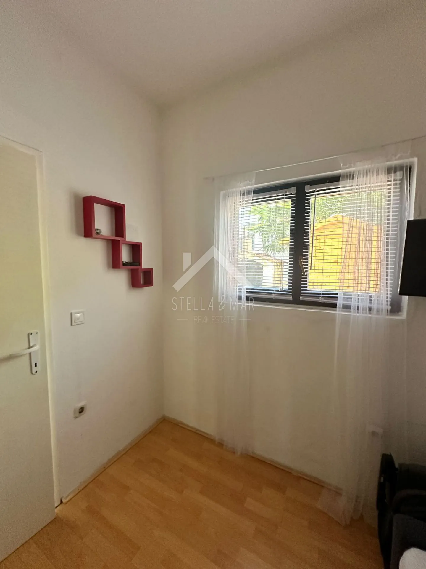 dvosobni apartman sa dvorištem - vir - slika 7