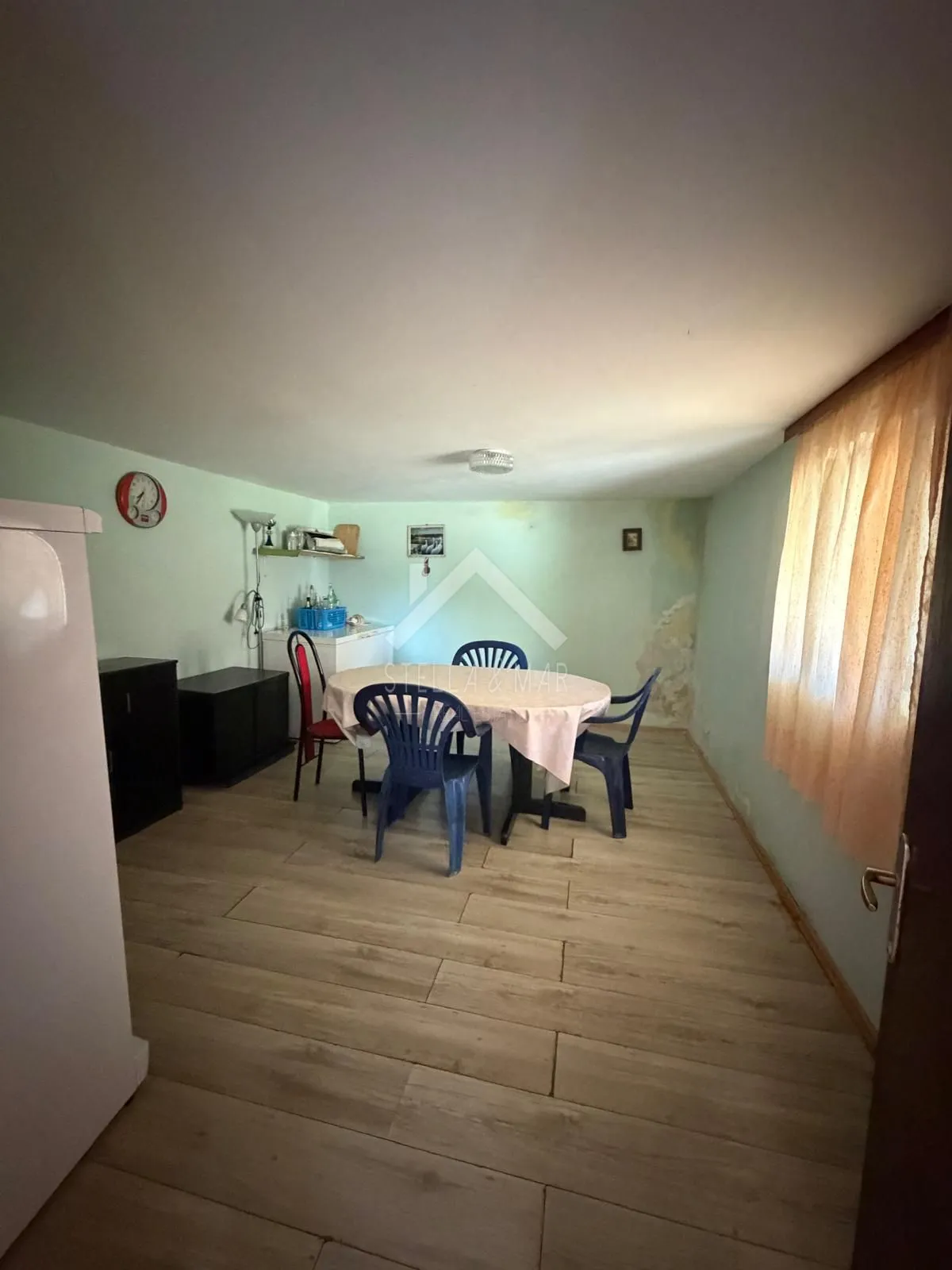 kuća sa 3 stana, prostrana parcela, centar - vir - slika 17