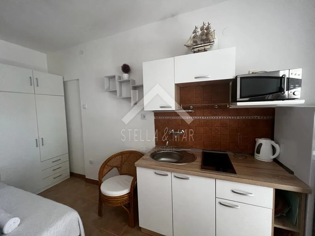 kuća sa 5 apartmana -100m do mora - vir - slika 18