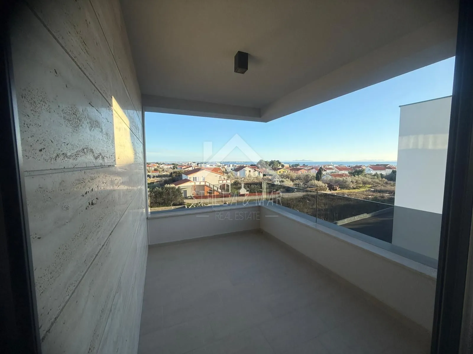 trosobni apartman u centru vira , pogled na more - vir - slika 4