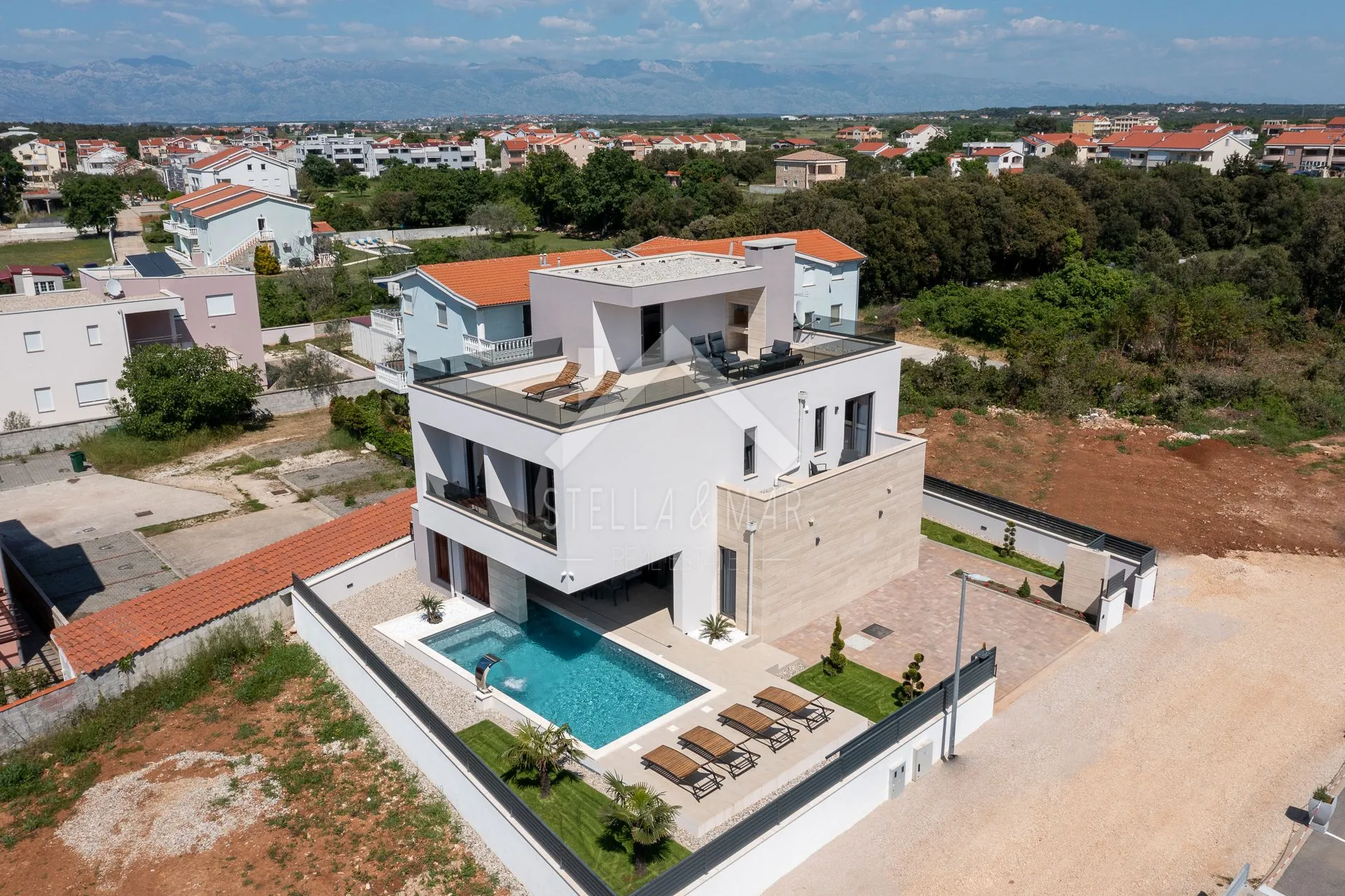atraktivna villa sa bazenom sa sadržajima - zaton-nin, zadar - slika 7