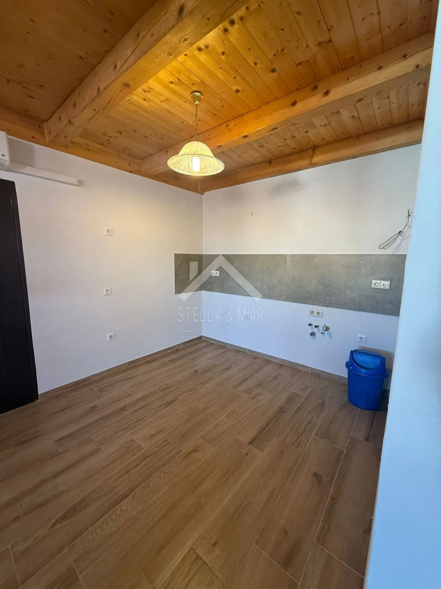 dvosobni apartman, blizina plaže - vir - slika 9
