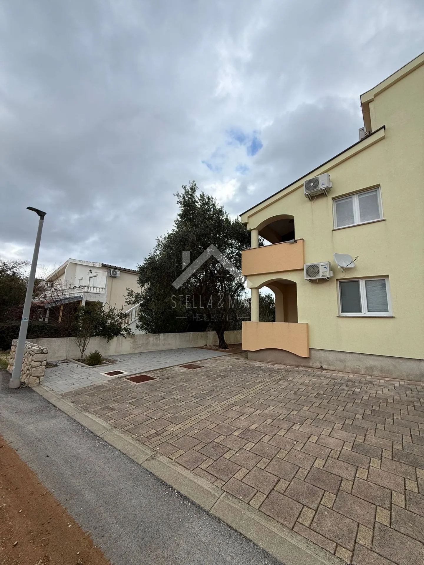trosobni apartman, južna strana - vir - slika 3