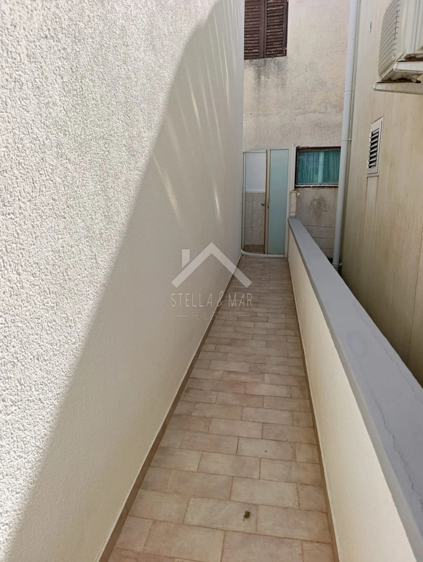 prekrasna kuća 90m od mora - vrsi - slika 9