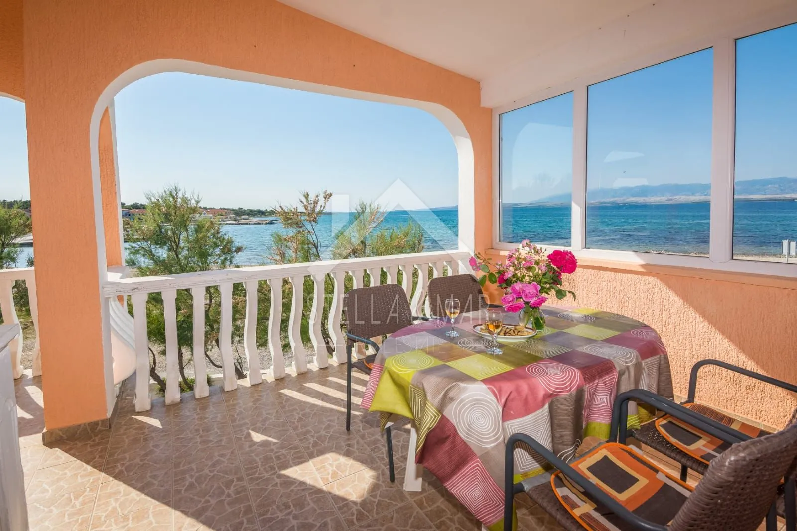 apartmanska kuća prvi red do mora - vir - slika 29