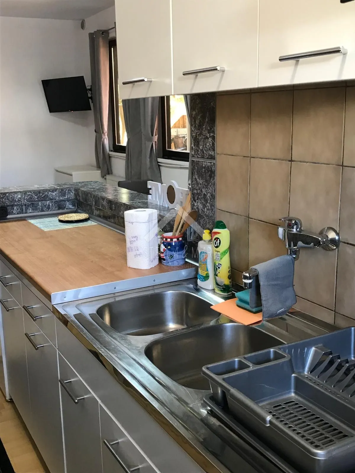 kuća sa 4 apartmana, južna strana - vir - slika 18