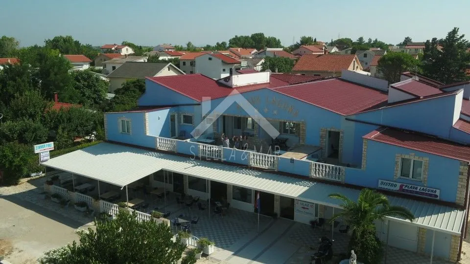 prilika!! hotel sa bazenom, 200m od mora - sabunike - slika 2