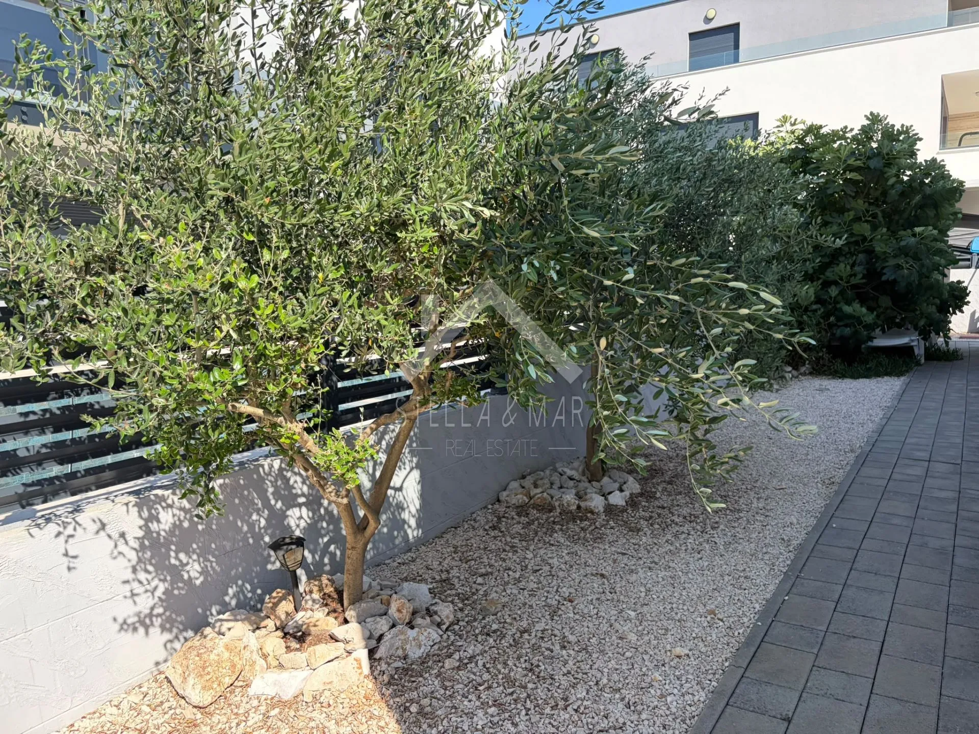 prekrasna villa , prvi red do mora - privlaka - slika 14