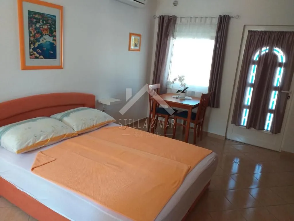 apartmanska kuća sa garažom i predivnom okućnicom - vir - slika 20