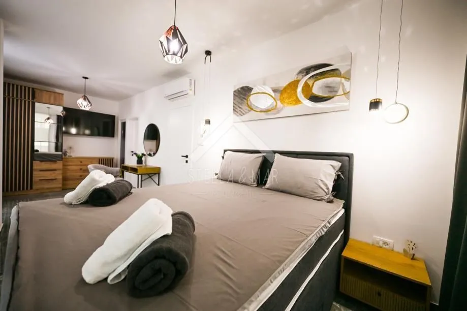 kuća sa bazenom, 4 spavaće sobe, pogled - privlaka, zadar - slika 10
