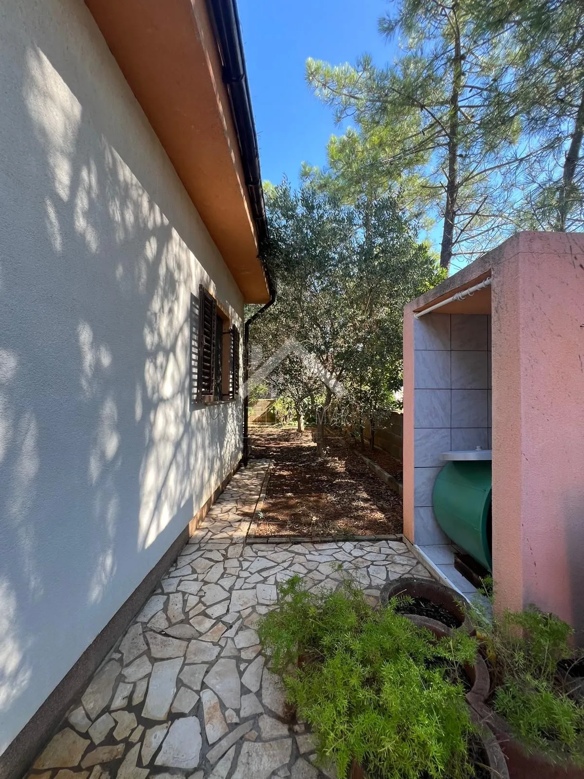 dvije prizemnice, zemljište 555m2 - vir - slika 16