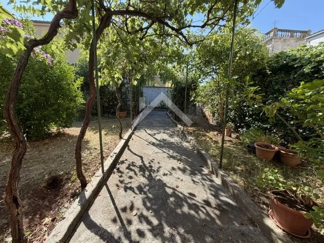 kuća sa dva stana, atraktivna lokacija - zadar - slika 6