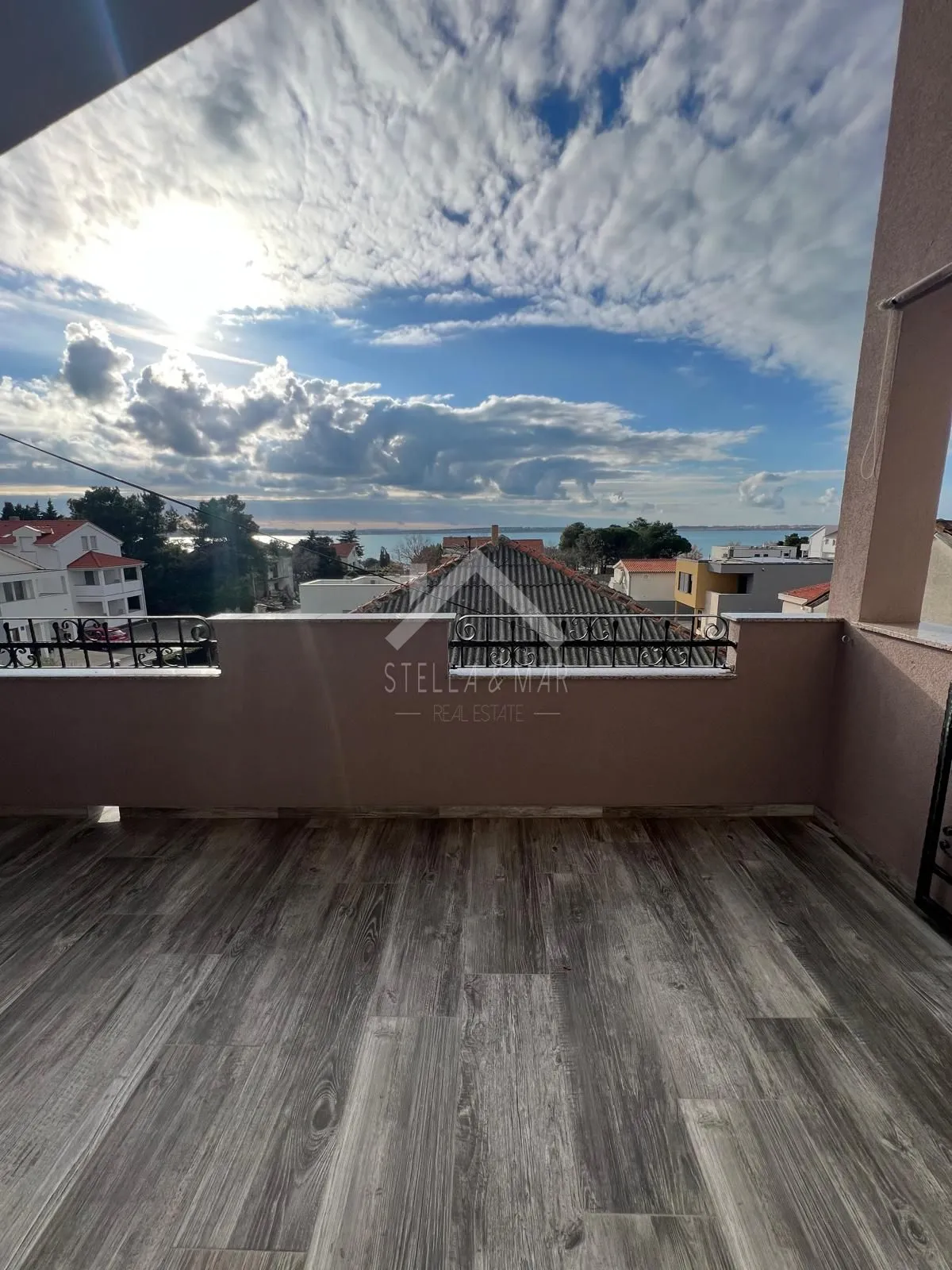 kuća sa 3 stana, 180m do mora - vrsi mulo - slika 4