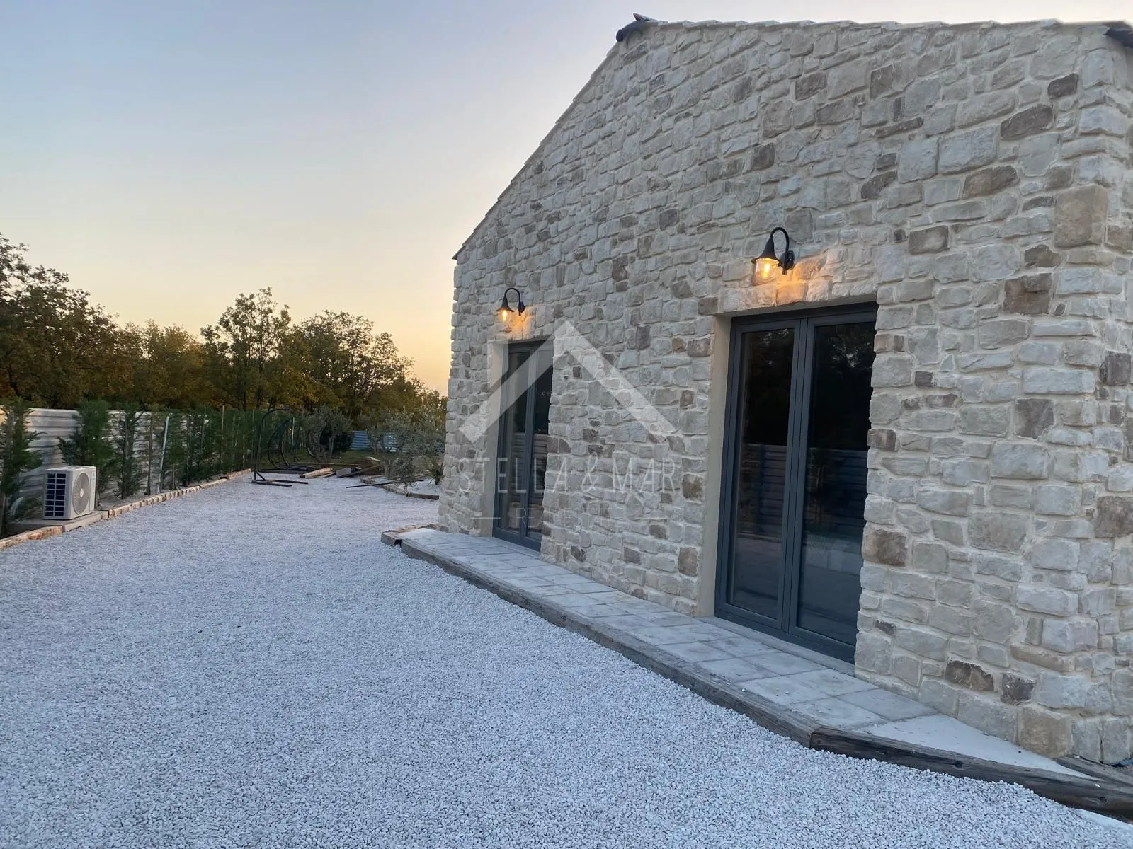 ekskluzivna kamena villa dizajnerski interijer - poljica, zadar - slika 27
